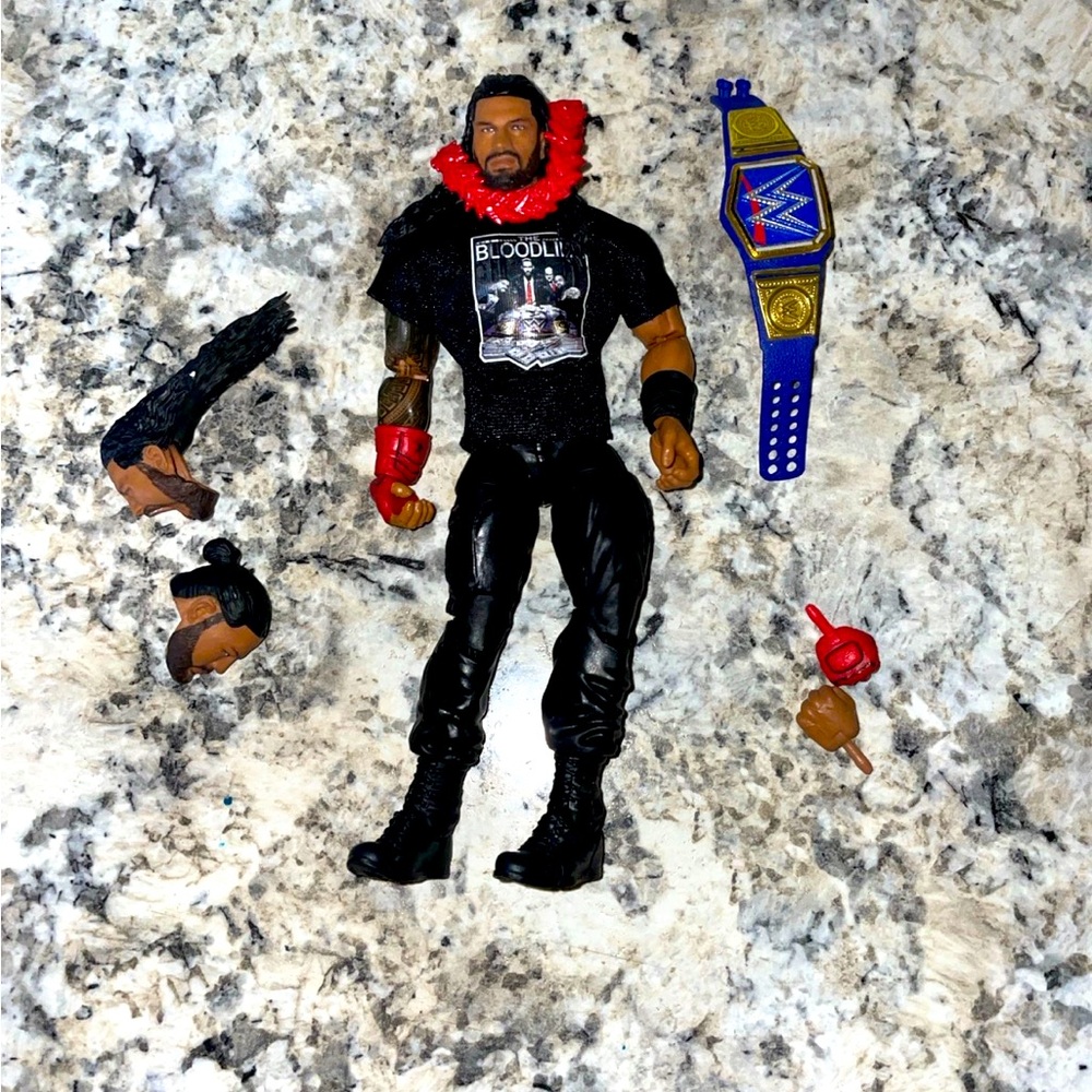 WWE ultimate edition roman reigns